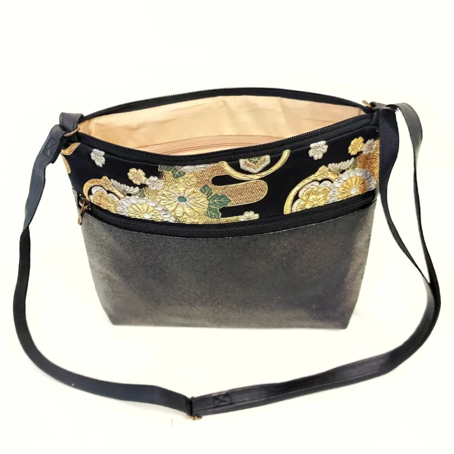 Moyenne pochette bandoulière à bande Chrysanthème noir et or – Image 2