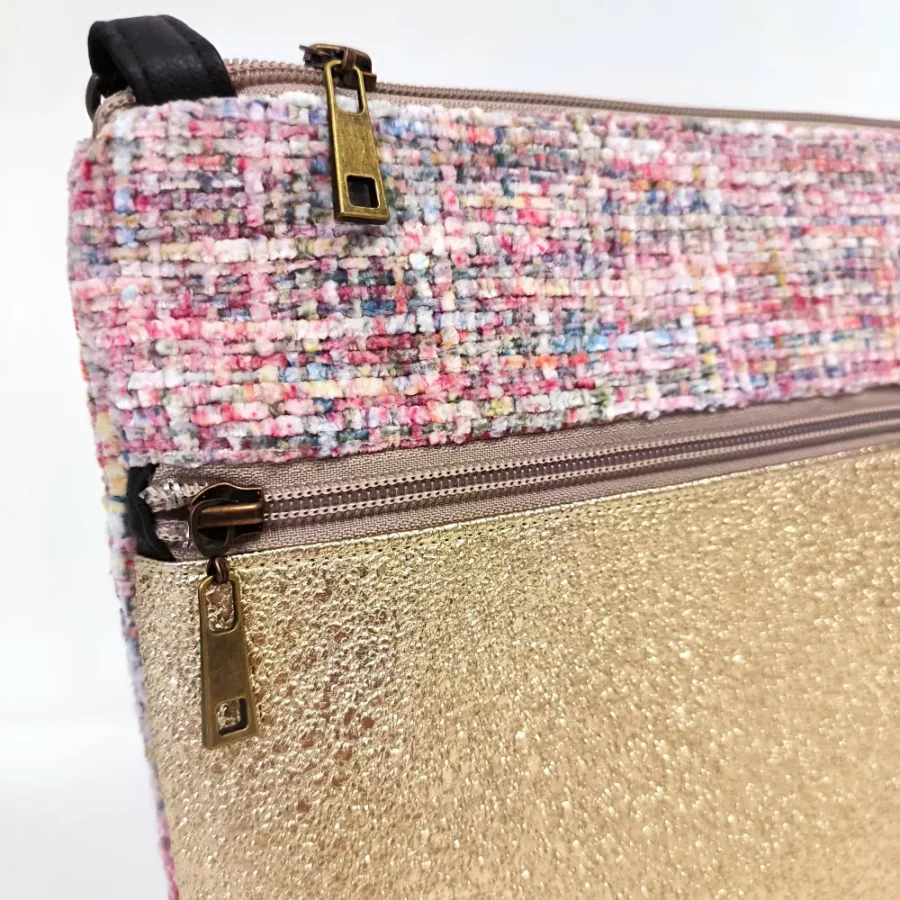 zoom-tissu-tweed-rose-et-cuir-vegan-doré-avec-zips