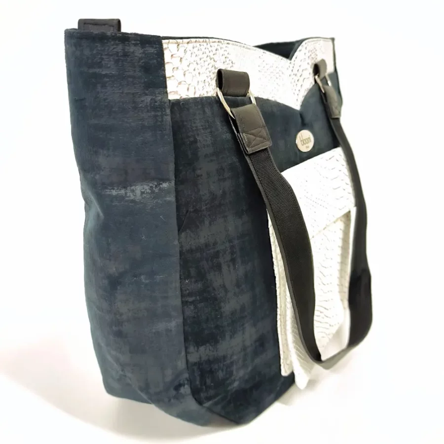 Grand sac vegan Audrey en velours noir et simili cuir blanc – Image 3
