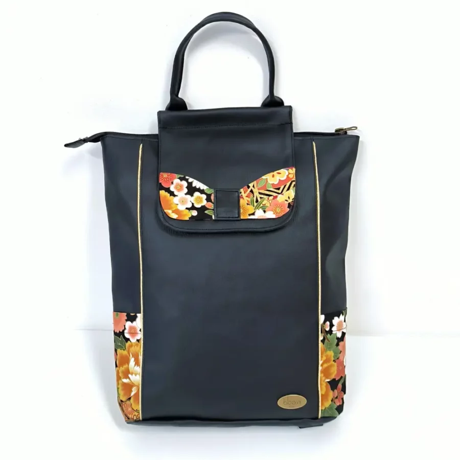 Grand sac à dos vegan Kushiro rose blush motif grue japonaise