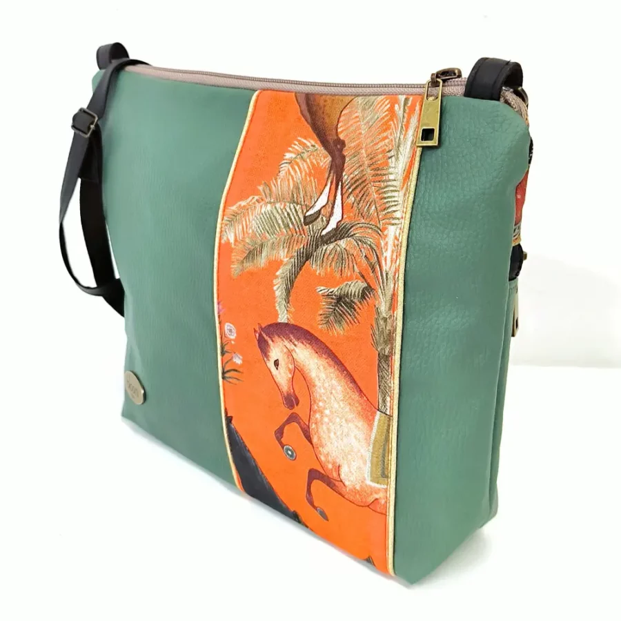 Moyenne pochette bandoulière vegan à bande Perses chevaux orange – Image 3