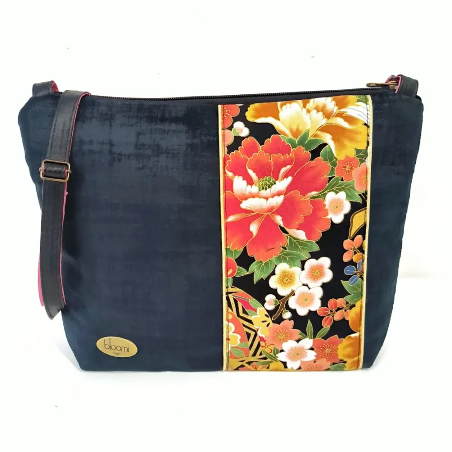 Moyenne pochette bandoulière vegan à bande Kushiro rose blush