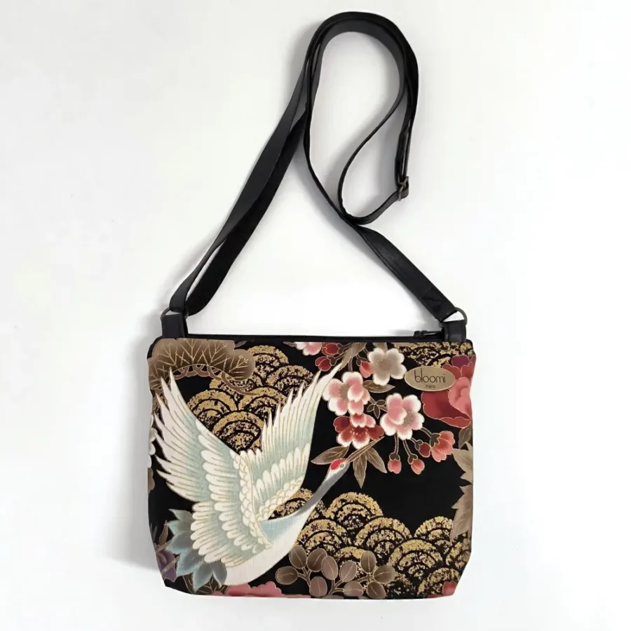 Petit sac en bandoulière vegan Kushiro noir
