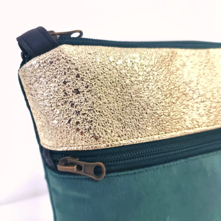 Moyenne pochette bandoulière vegan verte à bande Oiseaux – Image 3