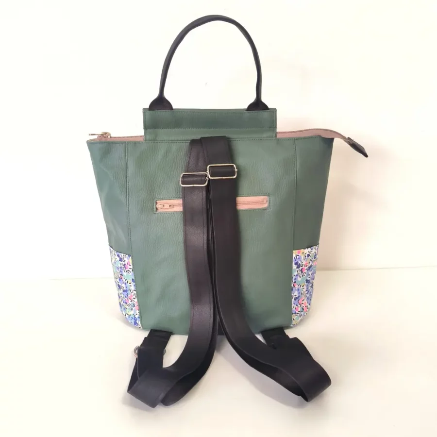 Petit sac à dos vegan Poppy vert et Liberty fruité – Image 3
