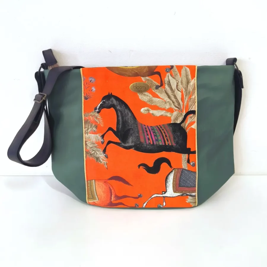 Sac moyen en bandoulière Perses chevaux orange et cuir vegan vert