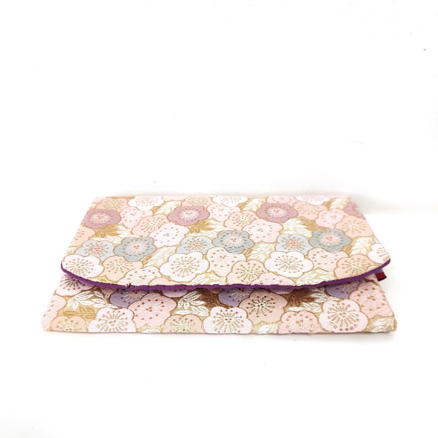Portefeuille avec rabat aimanté en kimono précieux rose fleurs de cerisiers – Image 2
