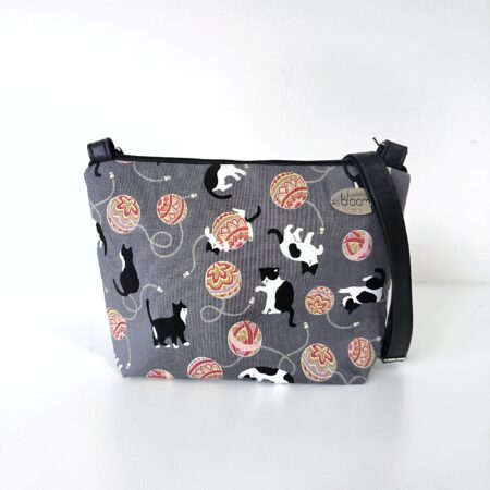 Petit sac bandoulière vegan en tissu japonais motifs chats gris