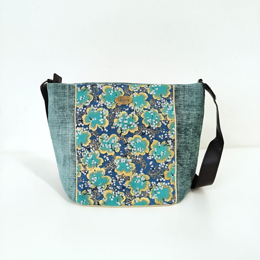 Sac moyen porté épaule et bandoulière en textile haut de gamme turquoise et kimono – Image 4