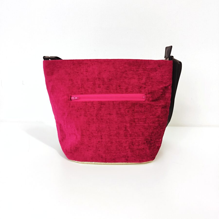 Sac moyen porté épaule et bandoulière en velours fuchsia Persepolis – Image 3