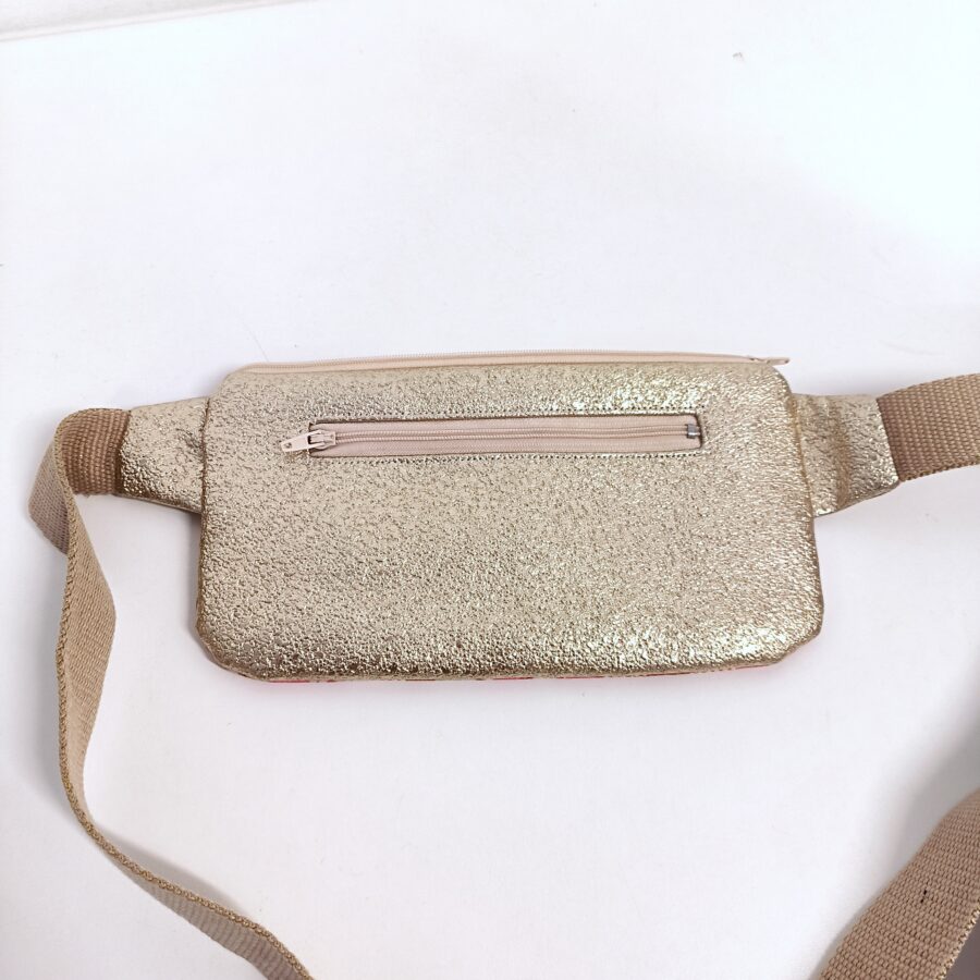 Petite Banane cuir vegan doré et kimono sakura rose – Image 4