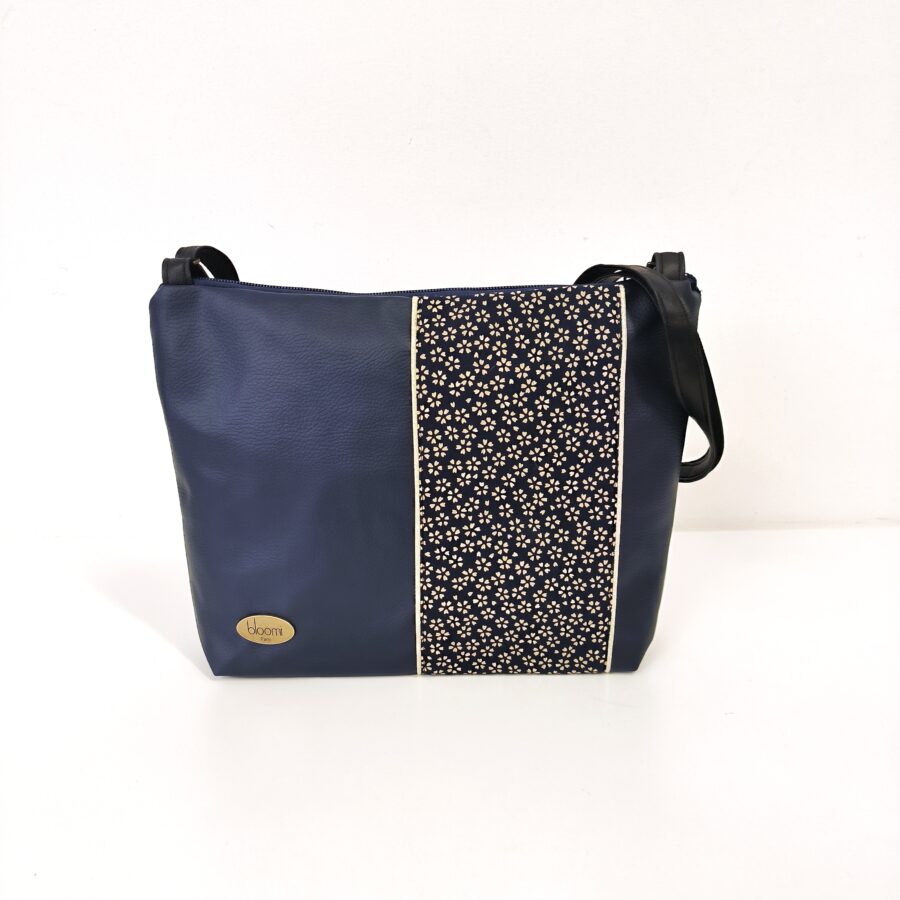 Moyenne pochette bandoulière marine à bande imprimée Sakura bleue – Image 4