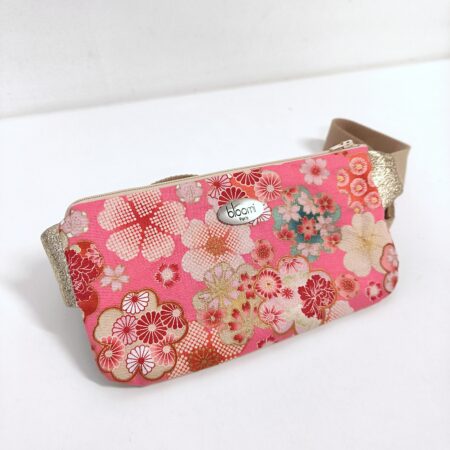 Petite Banane cuir vegan doré et kimono sakura rose